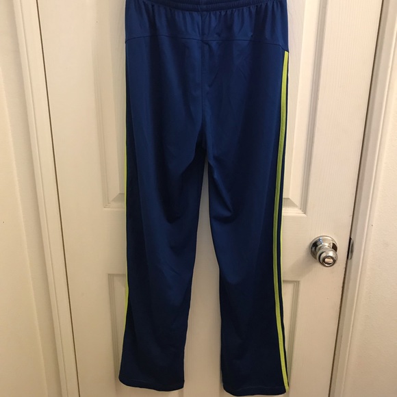 🛑🛑🛑SOLD🛑🛑🛑Adidas sweatpants - Picture 2 of 5